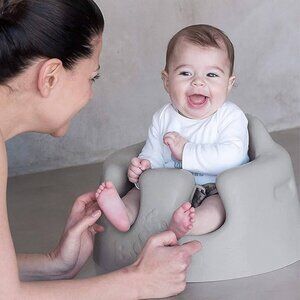NEW Bumbo® floor seat - Cool Grey